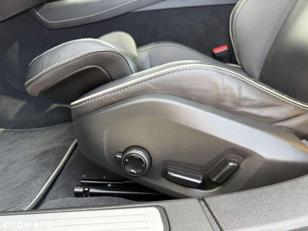 Volvo S60 - 16