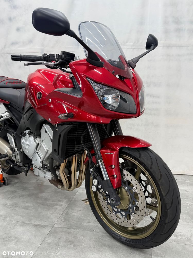 Yamaha FZ - 13