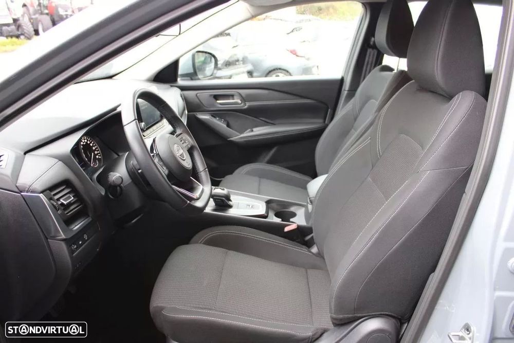 Nissan Qashqai 1.3 DIG-T N-GO Xtronic - 4