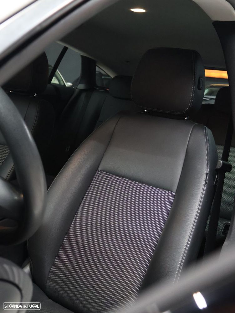 Mercedes-Benz CLA 180 d Shooting Brake Style - 8