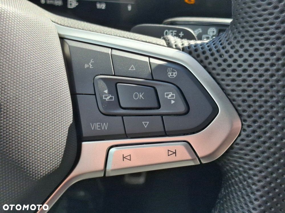Volkswagen Touareg - 27