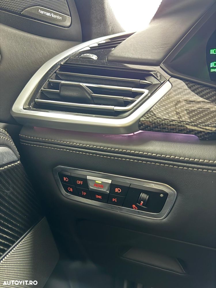 BMW X6 M M50d - 23
