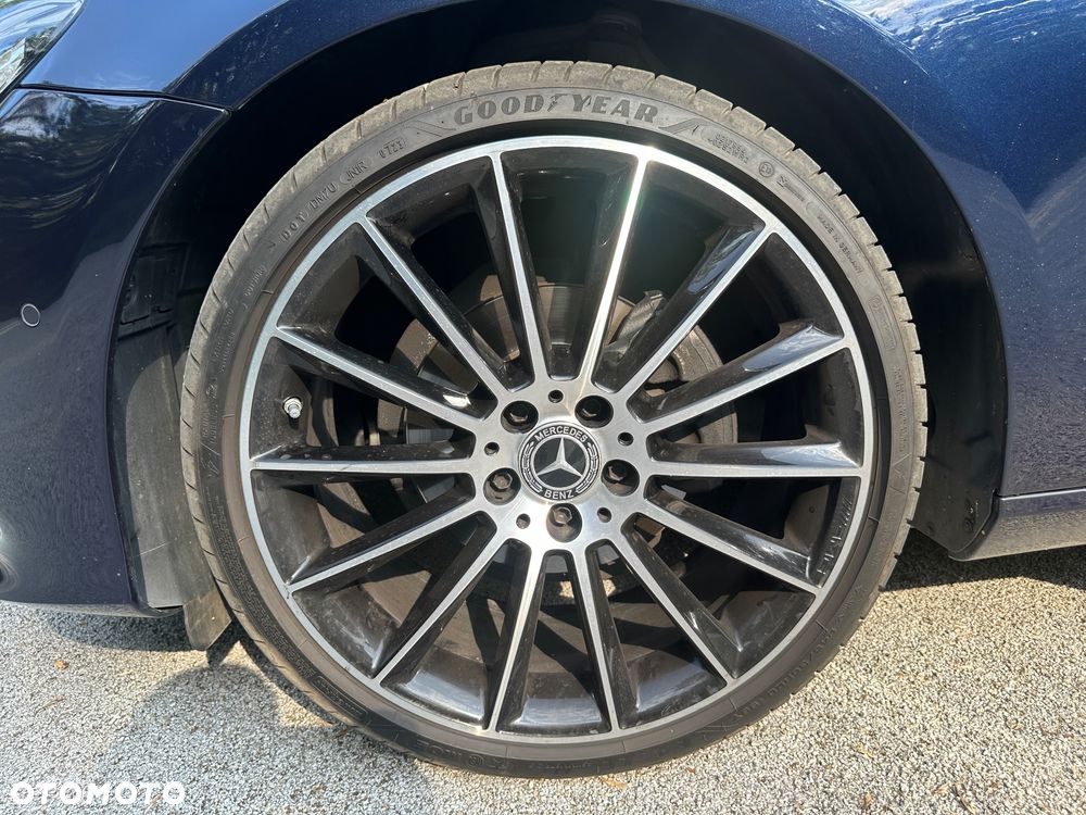 Mercedes-Benz Klasa E - 36