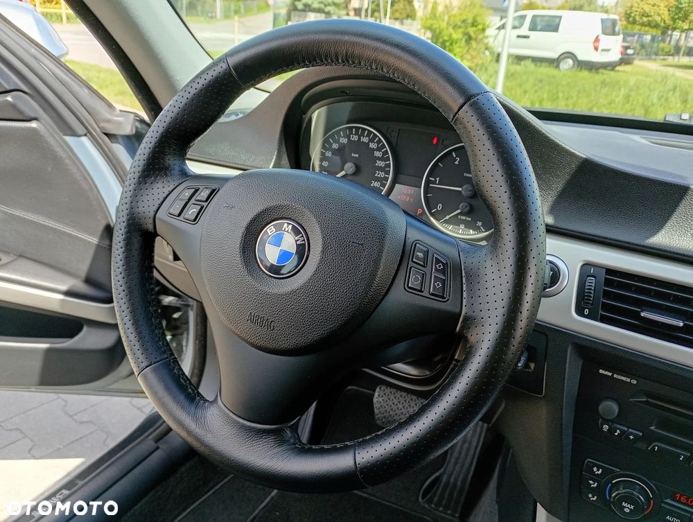 BMW Seria 3 320d DPF Edition Fleet Exclusive - 7