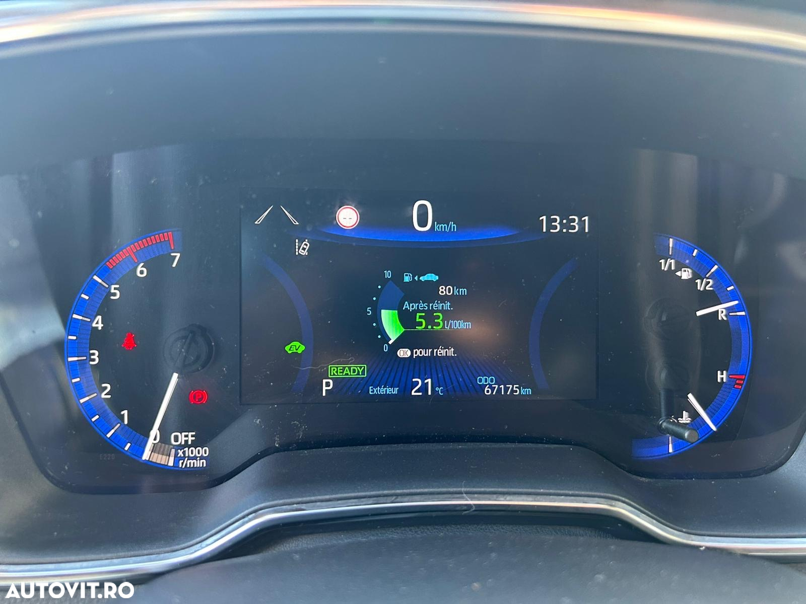 Toyota Corolla 1.8 Hybrid Comfort - 26