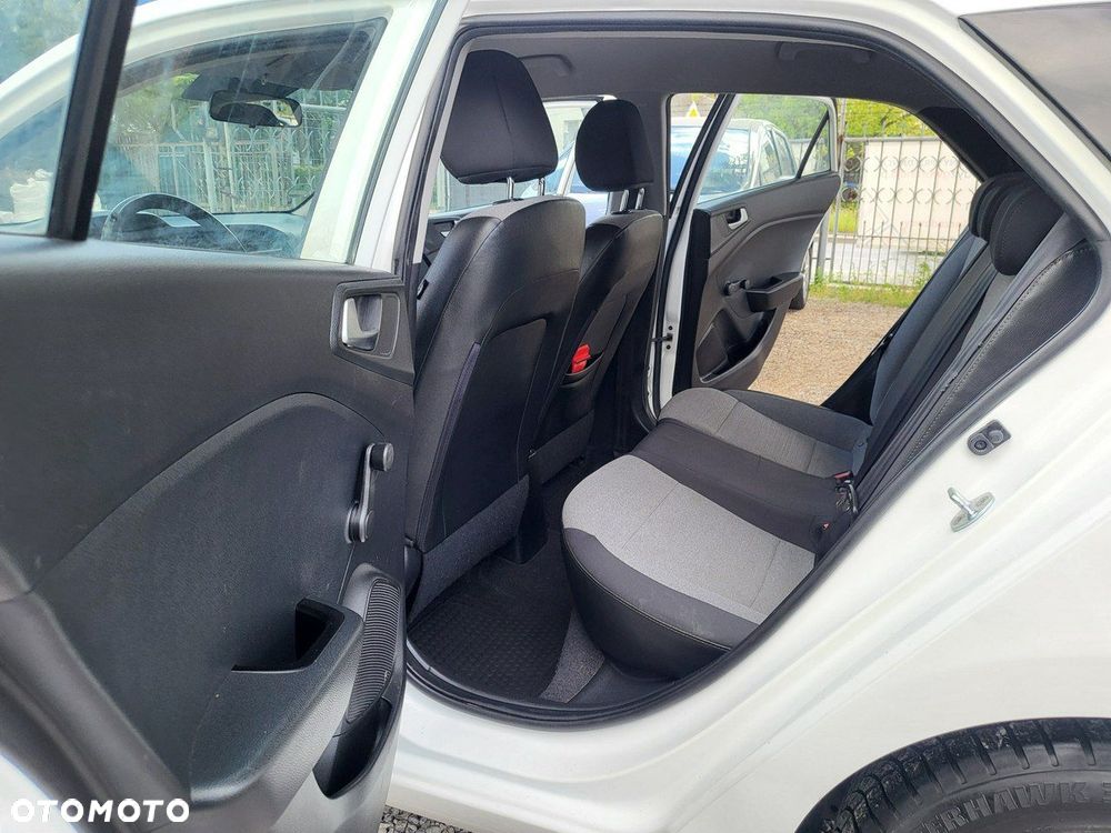 Hyundai i20 - 14