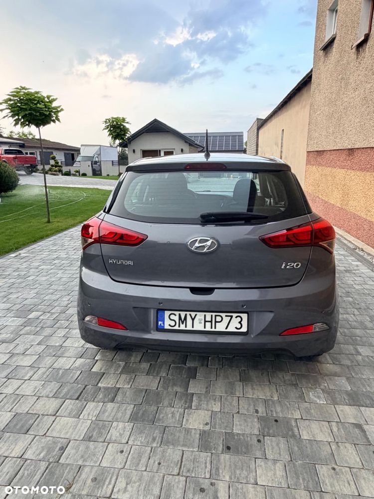 Hyundai i20 - 3
