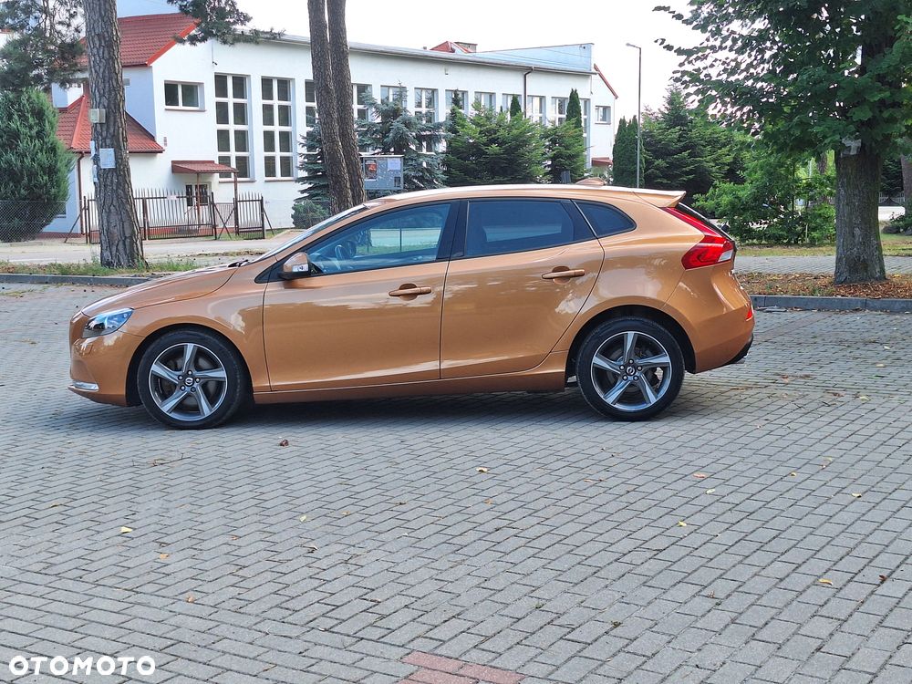 Volvo V40 D3 Geartronic Momentum - 14