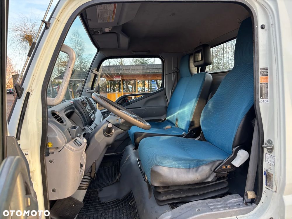 Mitsubishi FUSO Canter 7C15 - 18