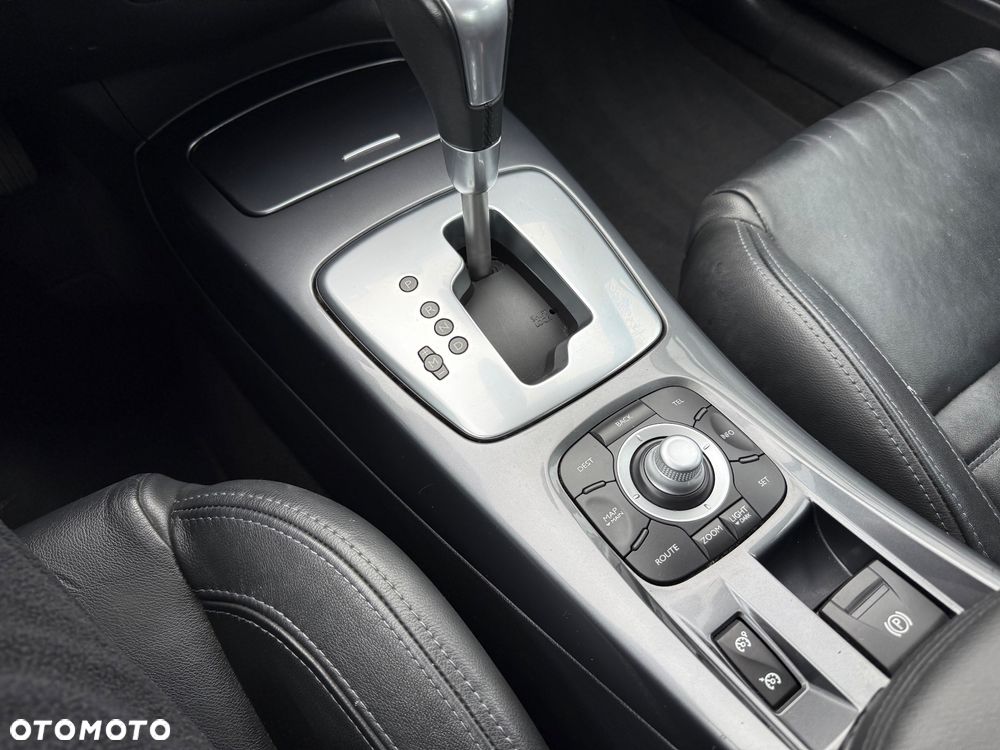 Renault Laguna Coupe dCi 175 FAP - 10