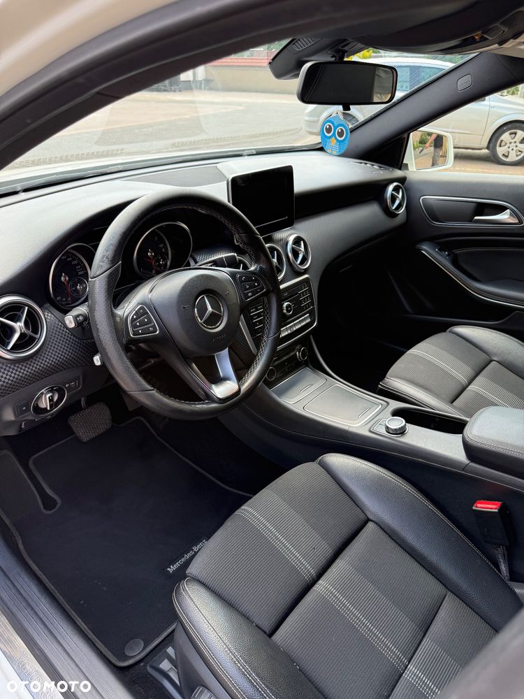Mercedes-Benz Klasa A 180 d 7G-DCT Peak Edition - 17