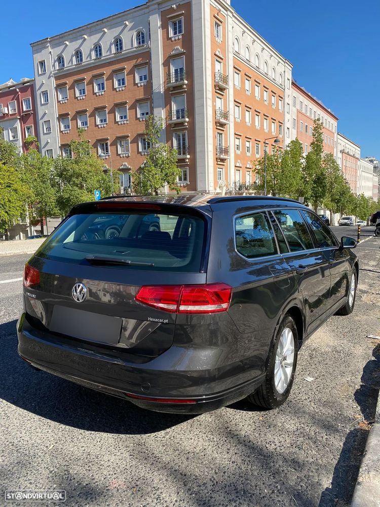 VW Passat Variant 2.0 TDi Confortline - 20