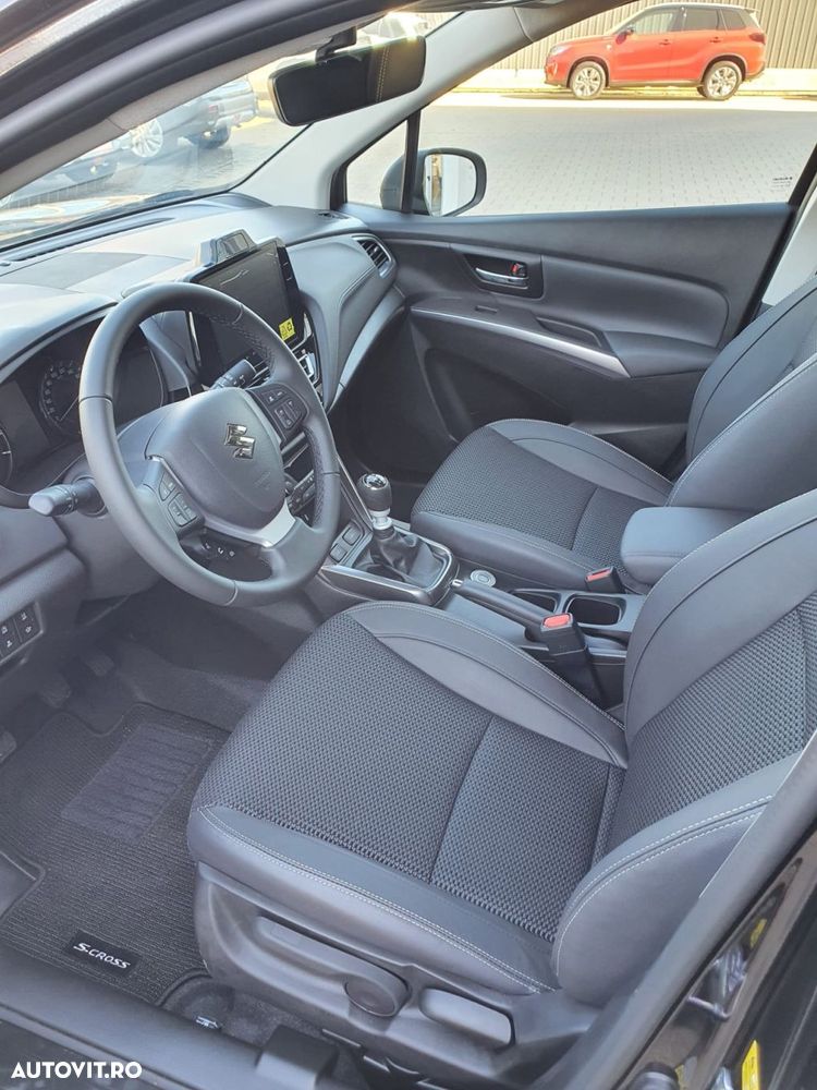 Suzuki S-Cross 1.4 Boosterjet AllGrip MHEV Luxus - 5