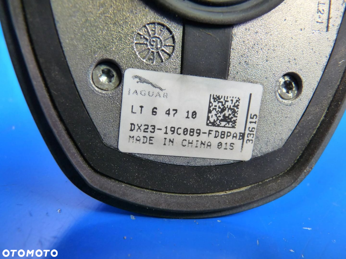 Jaguar XE X760 ANTENA RADIA NAWIGACJIA PŁETWA OBUDOWA - 2
