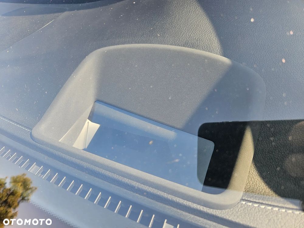 Mercedes-Benz GLC - 8