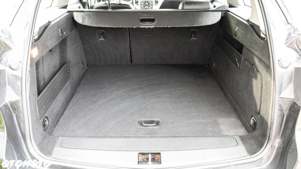 Opel Astra 1.4 T Cosmo S&S - 22