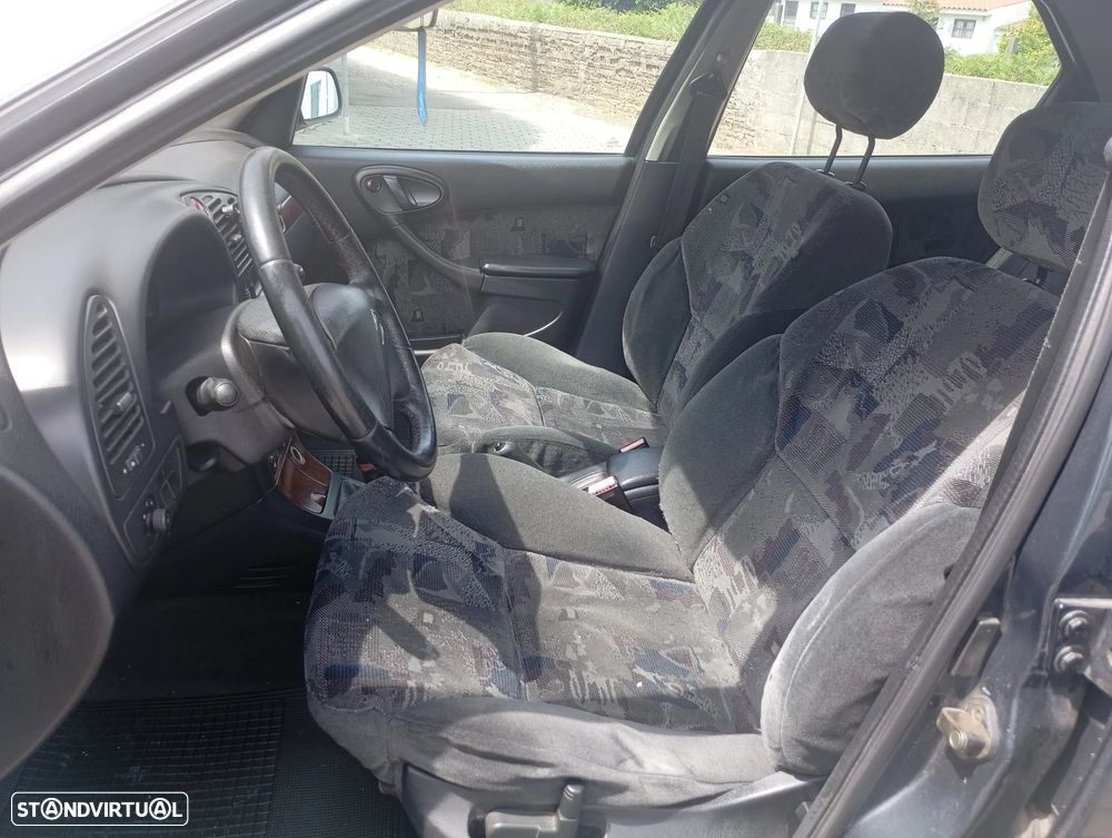 Citroën Xsara 1.4i Exclusive - 6