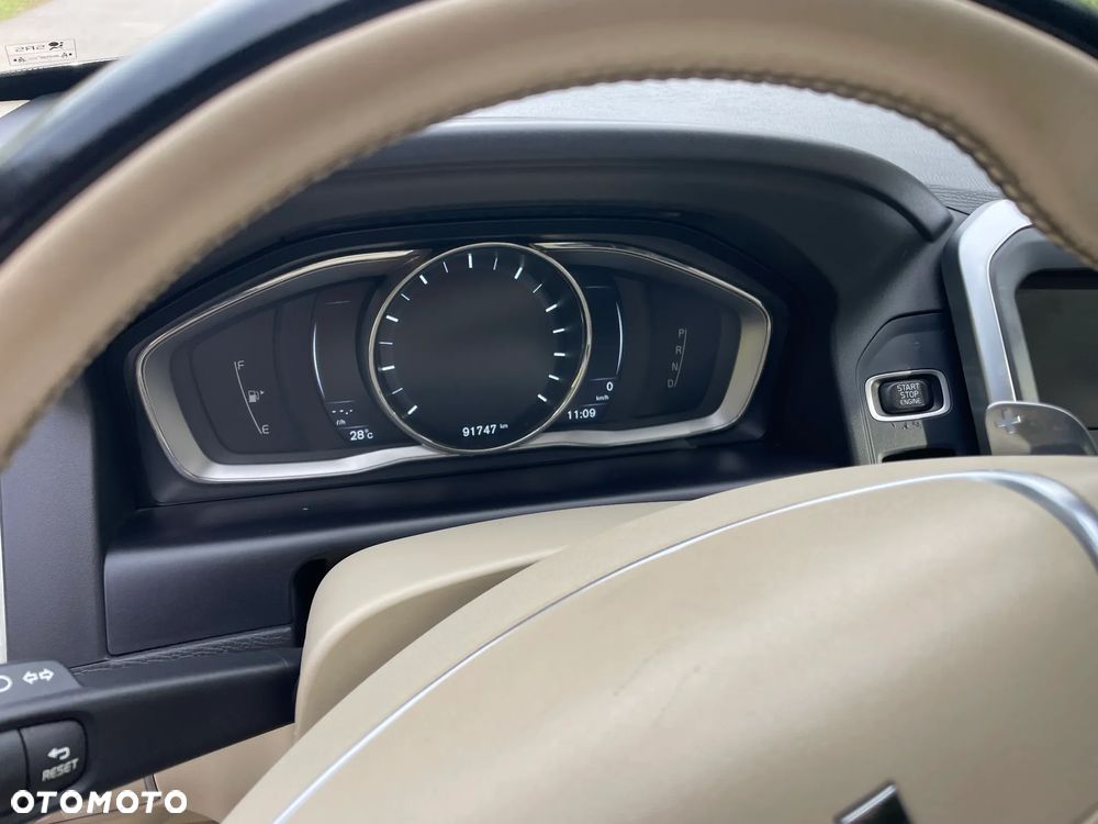 Volvo XC 60 - 12