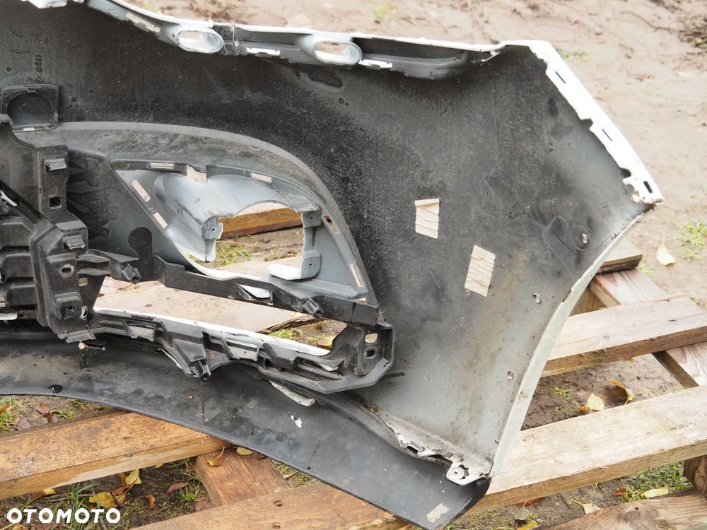 Zderzak przód przedni Renault Clio 4 Lift - 19