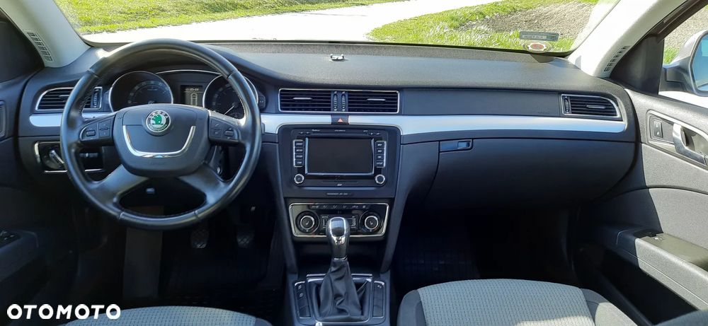 Skoda Superb 2.0 TDI Ambition - 9