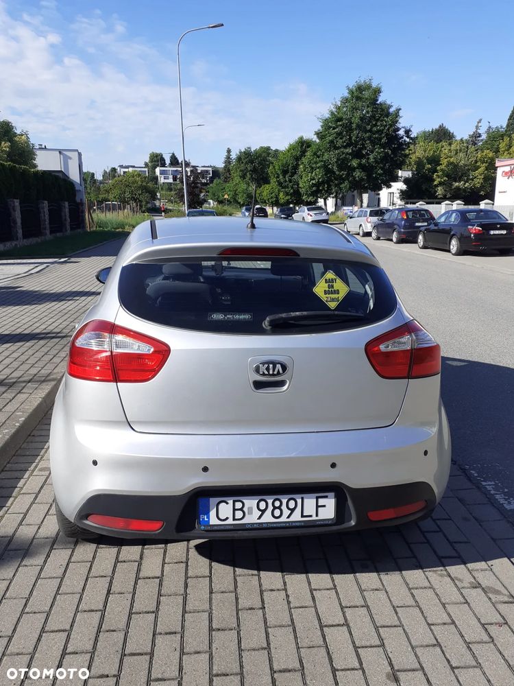 Kia Rio - 3