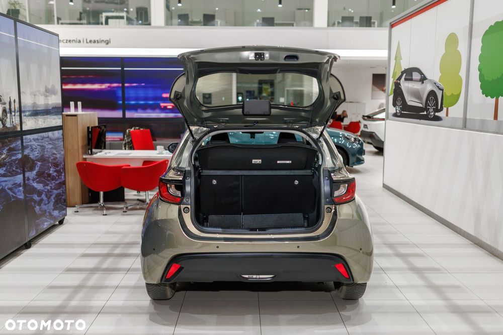 Toyota Yaris - 25