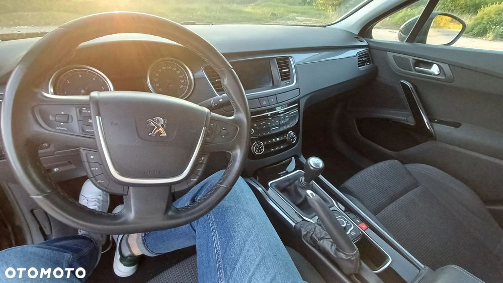 Peugeot 508 e-HDi FAP 115 Stop&Start Access - 12