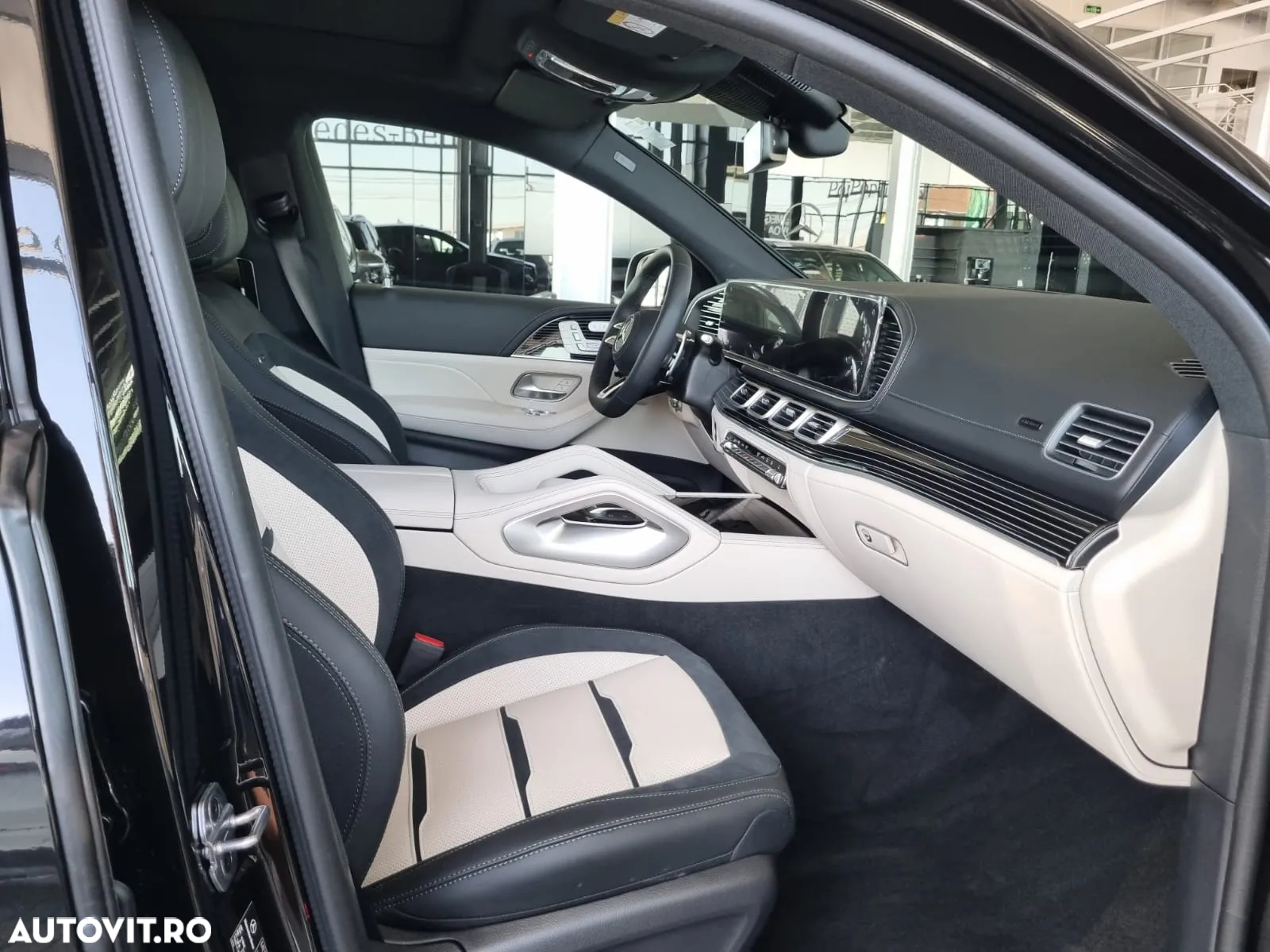 Mercedes-Benz GLE Coupe AMG 53 PHEV - 31