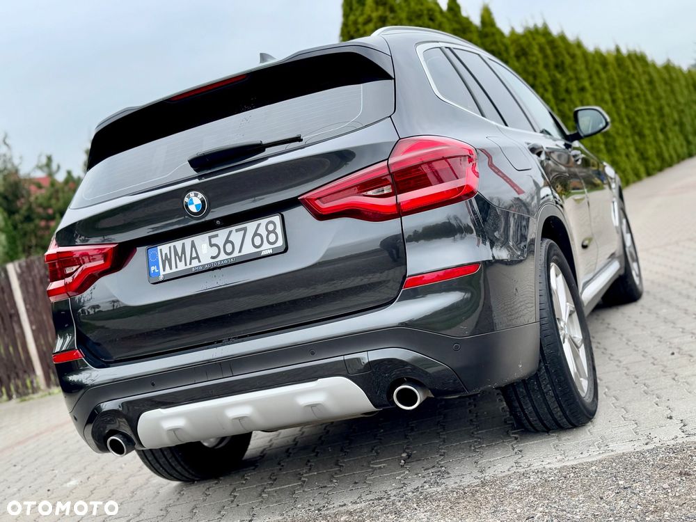 BMW X3 sDrive18d xLine - 18