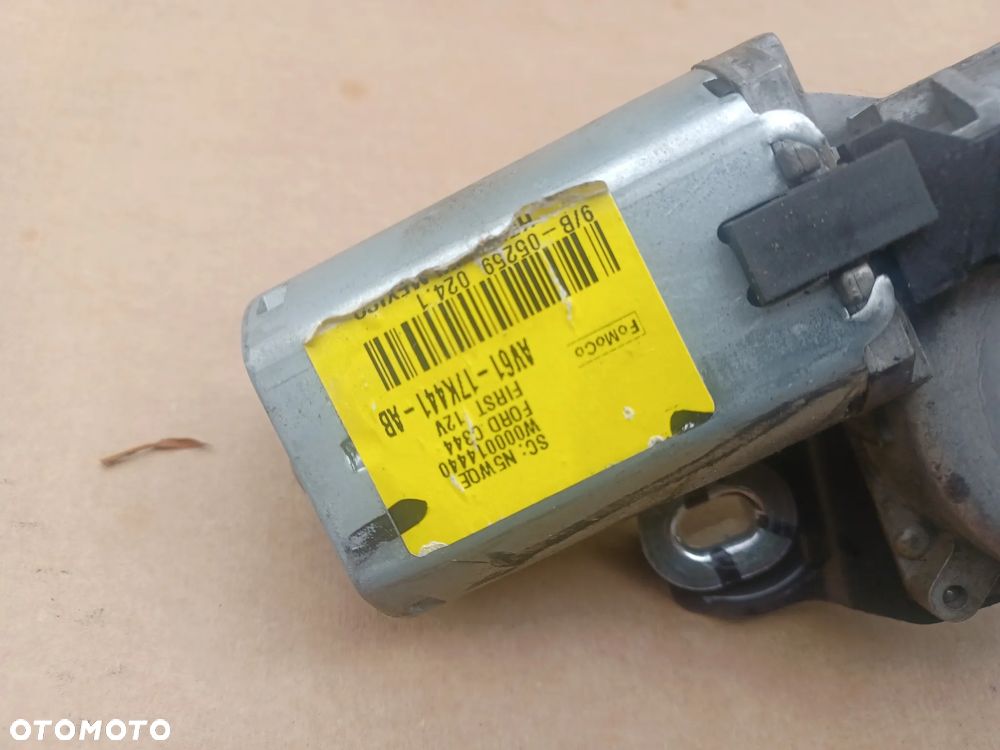 SILNICZEK WYCIERACZKI TYŁ C-MAX MK2 AV6117K441AB - 2