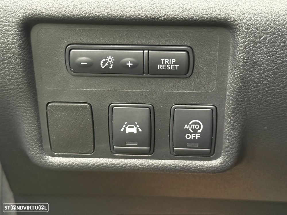 Nissan Micra 0.9 IG-T BOSE Limited Edition S/S - 23