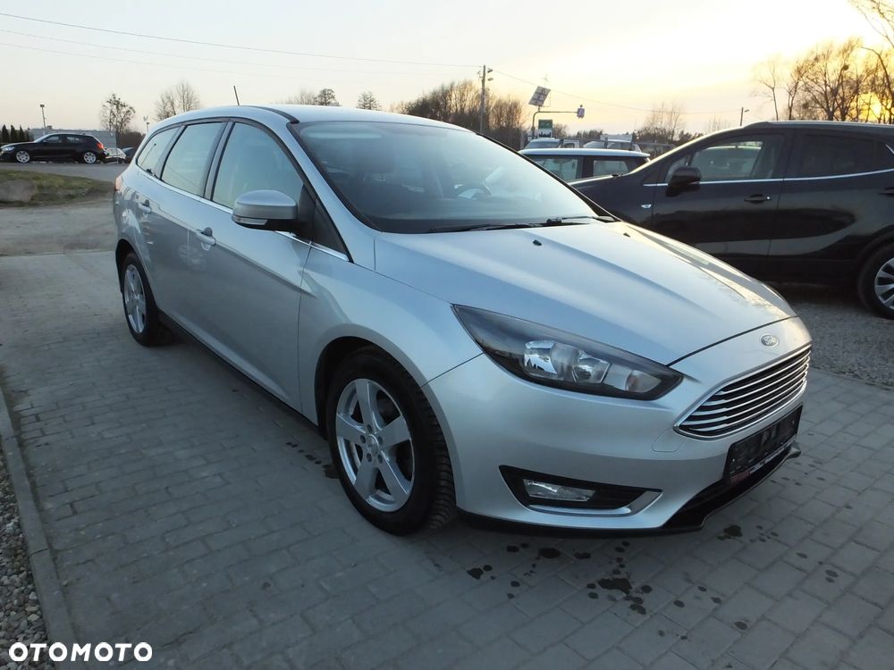 Ford Focus 1.5 TDCi DPF Start-Stopp-System Titanium - 6