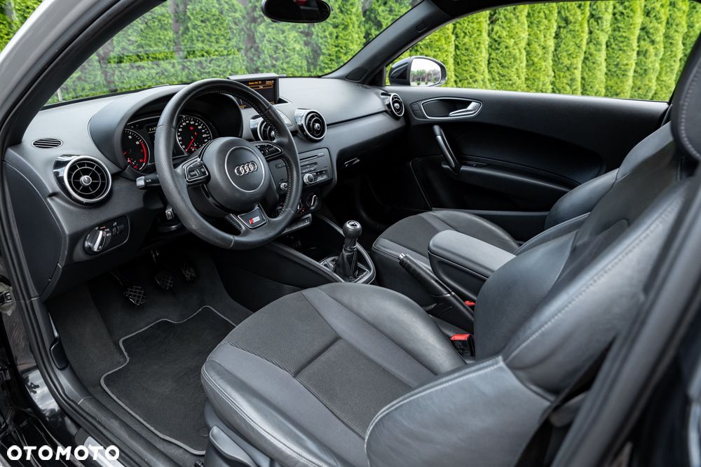 Audi A1 Sportback 1.4 TFSI S line Sportpaket - 16