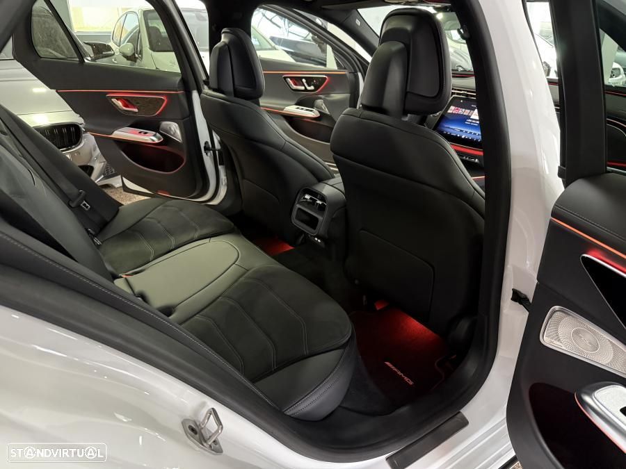 Mercedes-Benz E 300 de 4Matic All-Terrain - 23