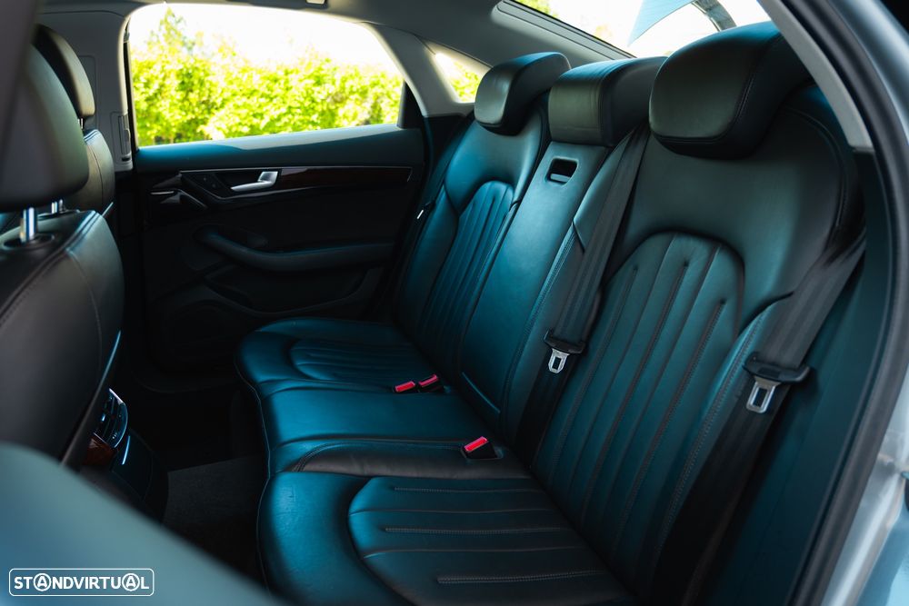 Audi A8 3.0 TDI DPF clean quattro tiptronic - 23