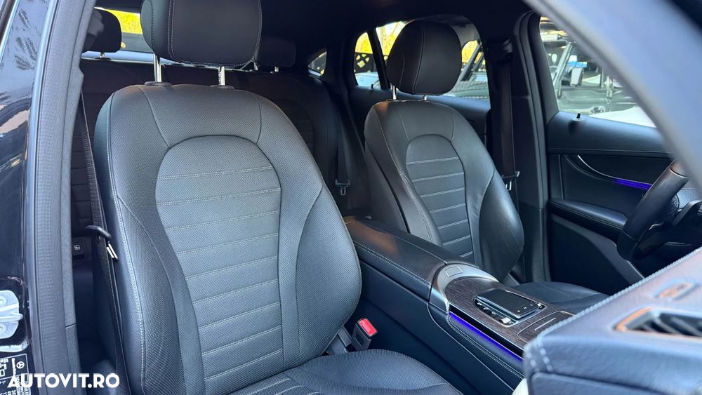 Mercedes-Benz GLC 300 4MATIC MHEV - 18