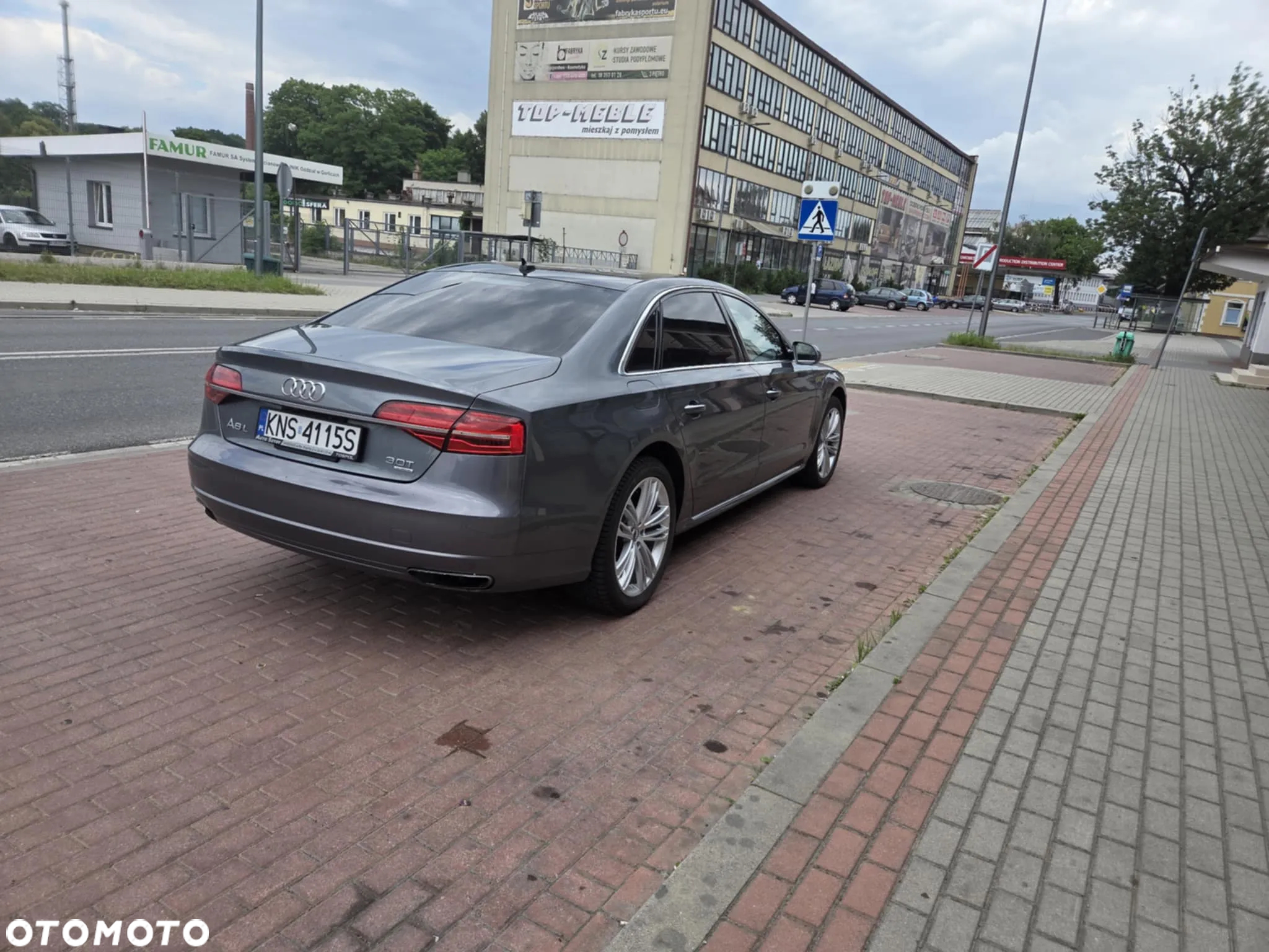 Audi A8 - 5