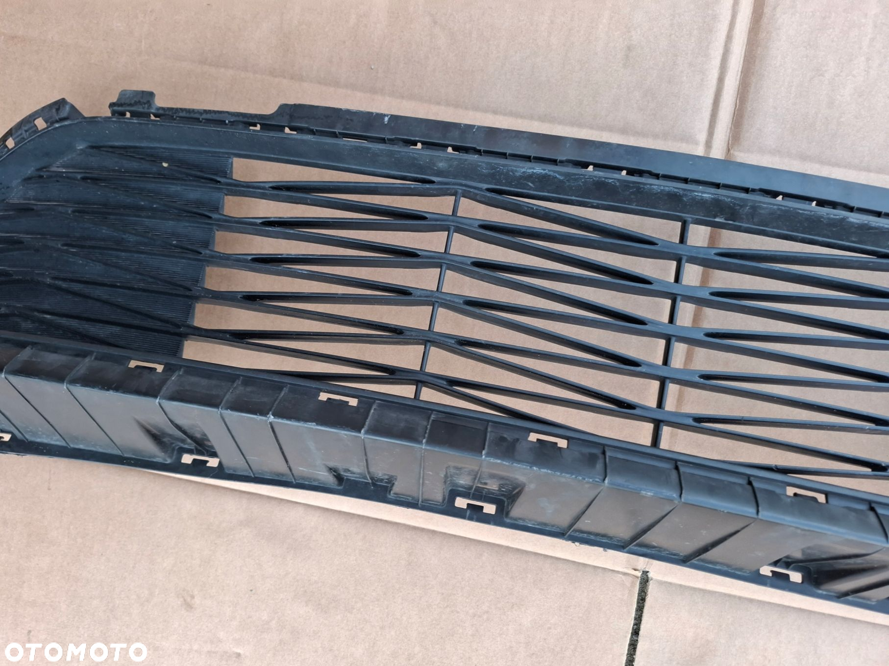 KRATKA ŚRODKOWA KIA CEED III LIFT ORYGINAŁ ŁADNY STAN - 5