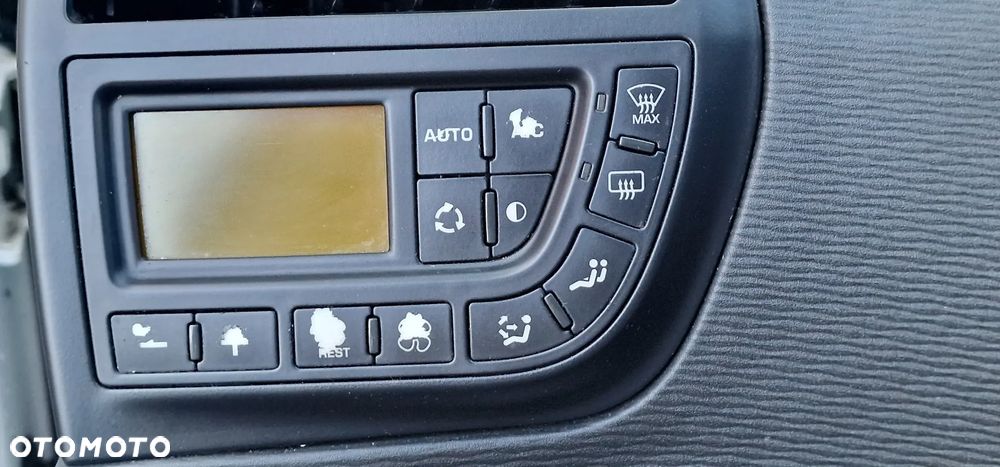 Citroën C4 Grand Picasso - 25