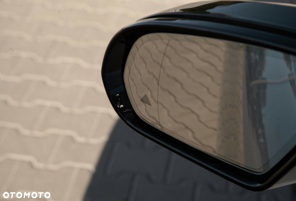 Mercedes-Benz Klasa E - 18