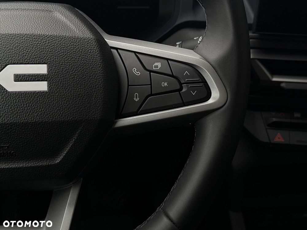 Dacia Duster 1.6 Full Hybrid 140 Journey MMT - 21