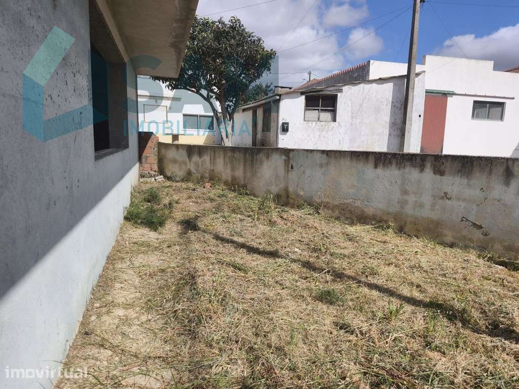 Moradia T3 em construção - Grande imagem: 2/23