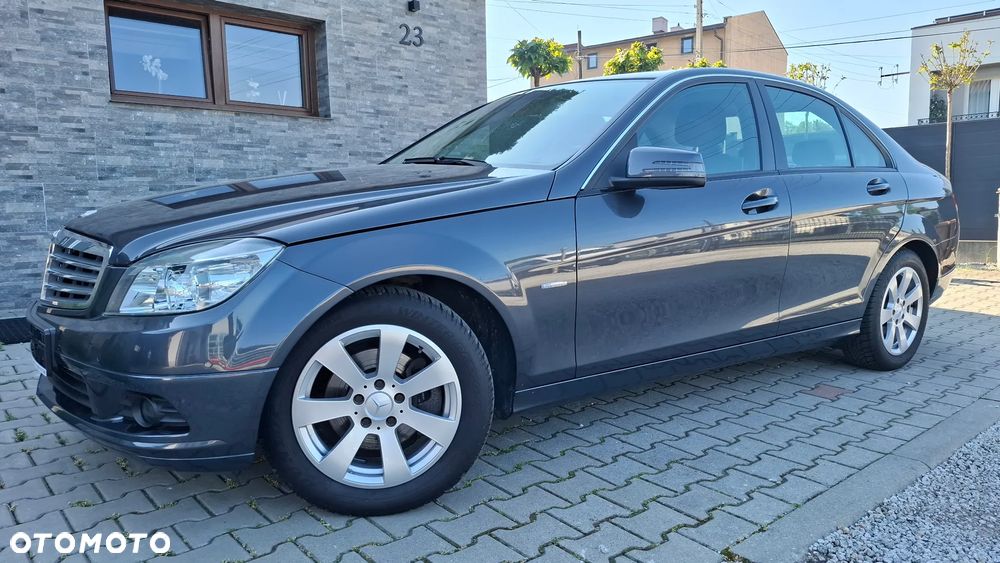 Mercedes-Benz Klasa C 180 BlueEFFICIENCY - 2