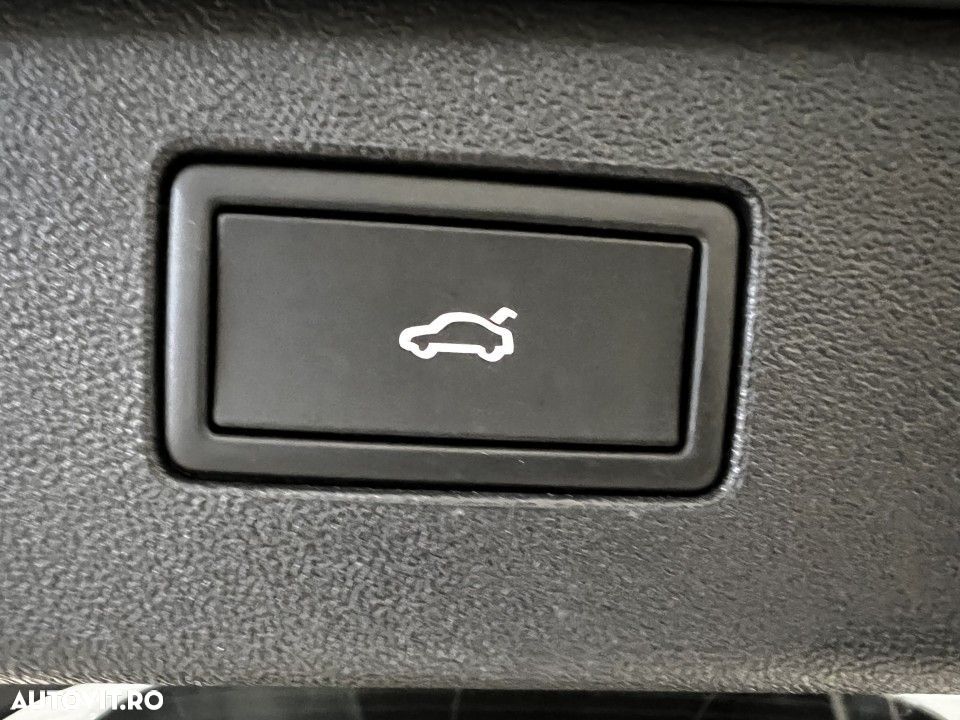 Volkswagen Tiguan - 30