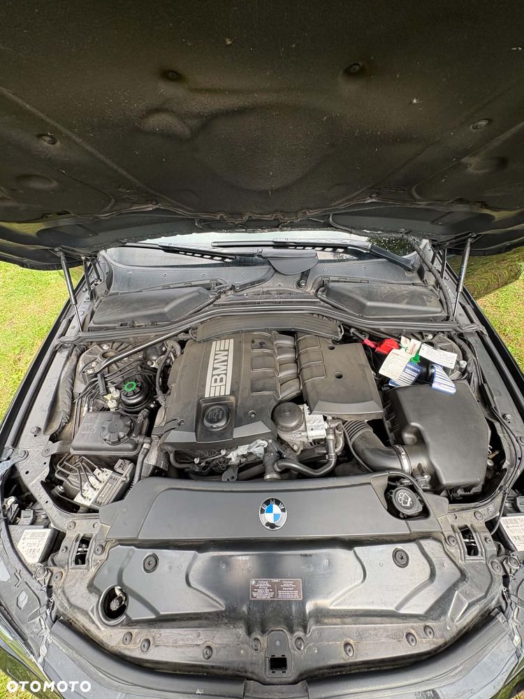 BMW Seria 5 520i Edition Sport - 15