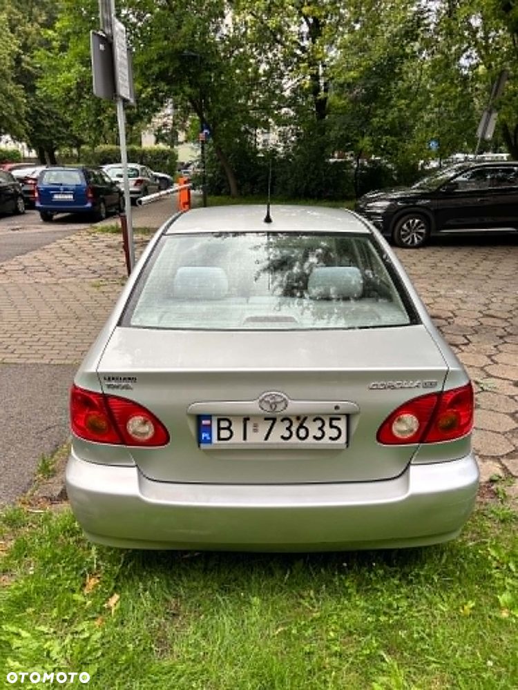 Toyota Corolla - 8