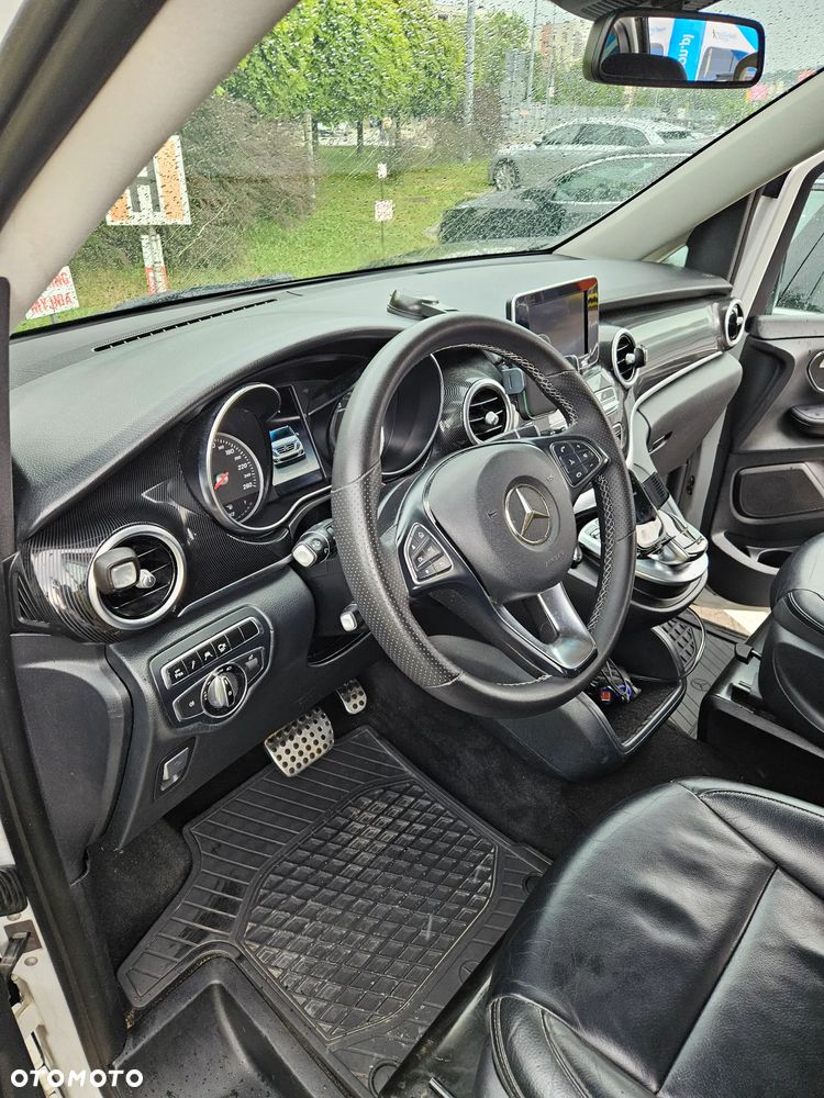 Mercedes-Benz Klasa V 250 (BlueTEC) d lang 4Matic 7G-TRONIC - 27
