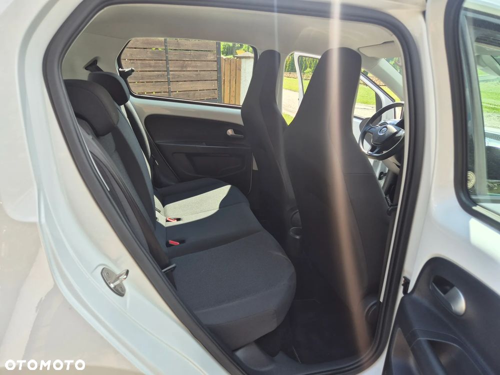 Volkswagen up! white style - 19
