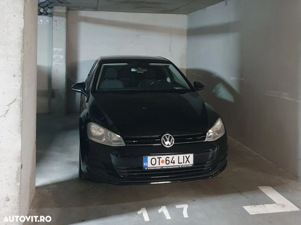 Volkswagen Golf 1.6 TDI BlueMotion Technology DPF Comfortline - 15