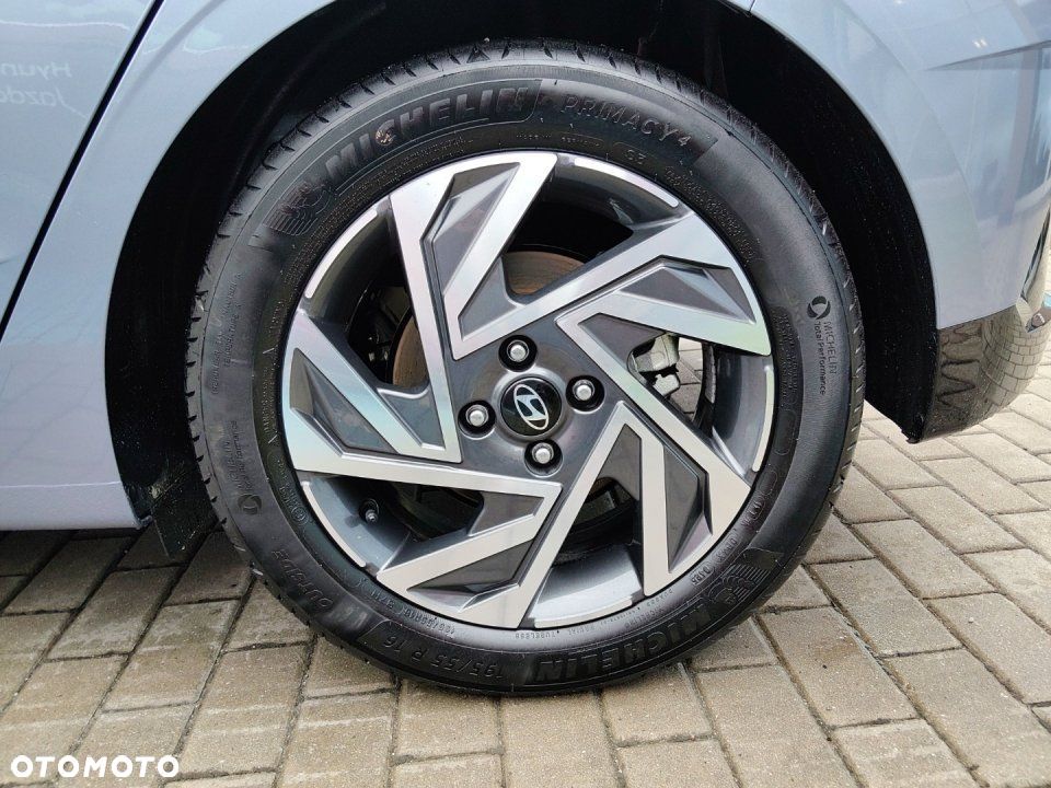 Hyundai i20 - 25